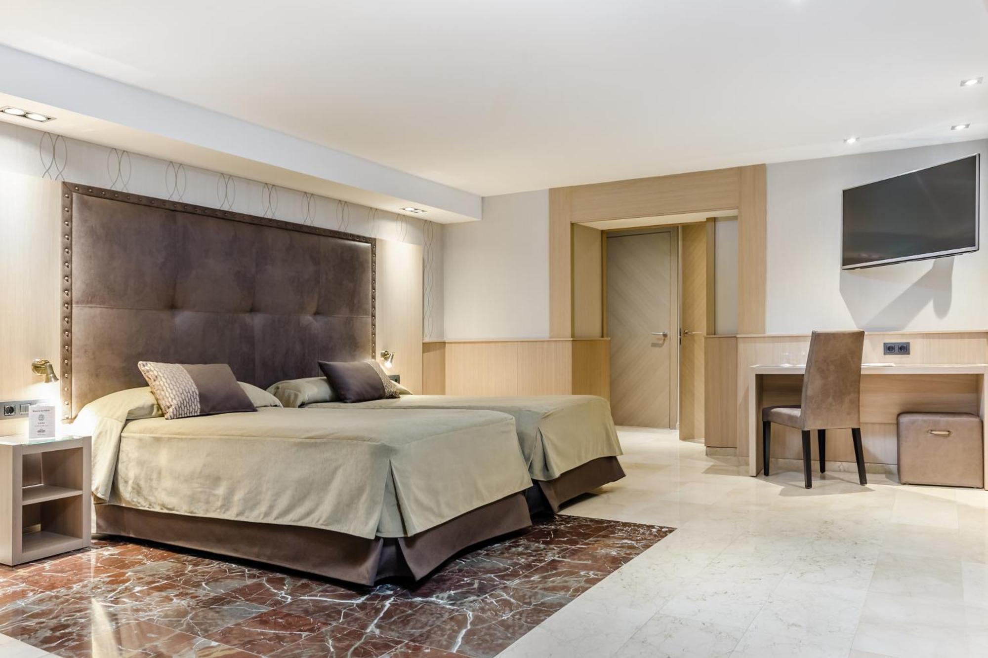 โกทิโคโฮเต็ล Hotel บาร์เซโลนา ภายนอก รูปภาพ